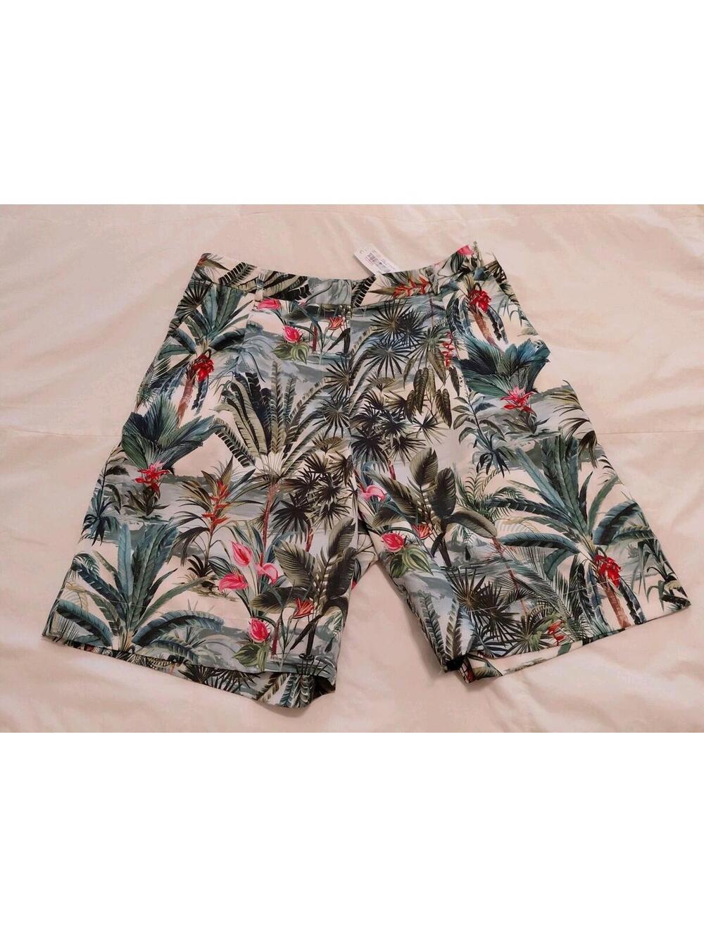 J. McLaughlin Tropical Palm Floral Print Shorts Green Pink Size 12 NWT